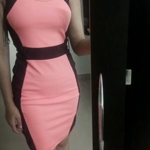 Pink bodycon dress