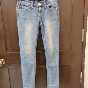 Levis Jeans Demi Curve Size 28 Blue