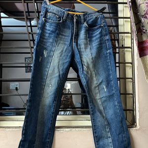 Trendy Rugged Jeans For Women