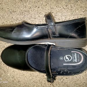 "Bata" School Shoes for Girls