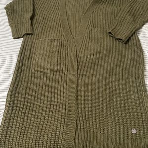 Unused Olive Long Sweater With Two Pockets