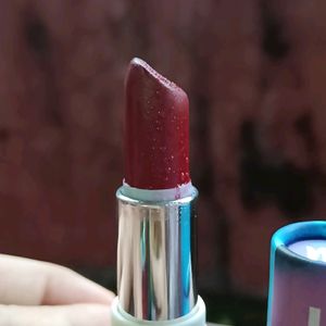 MYGLAMM POSE HD Lipstick