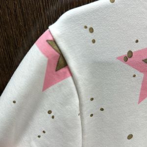 Hoodie Like T-shirt With Stars