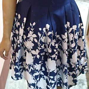 Knee Length Midi Floral Skirt🌻