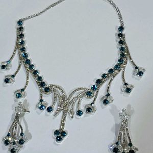 Blue & White Stone Jewelry With 4 Earring Freebies