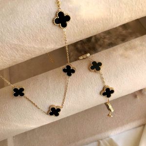 Black Clover Necklace With Bracelet