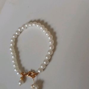 Pearl Bracelet