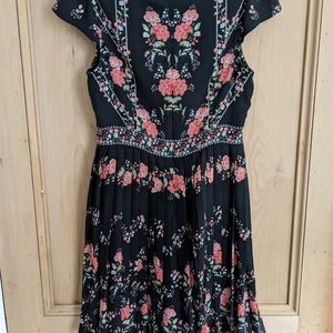 Pleated Vintage Floral Dress