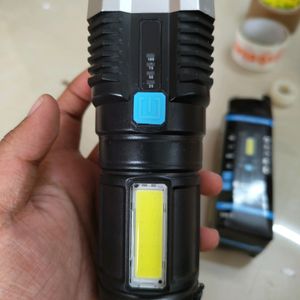 Multifunctional Strong 4 Led Torch Light