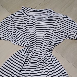 Trendy Striped Top