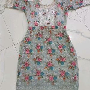 Georgette Kurta