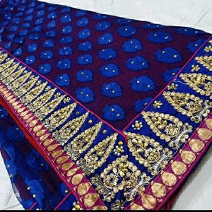 Beautiful Heavy Length Style Saree Contrast Blouse