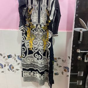 Black Kurti