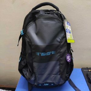 SKYBAGS Large 32L Laptop Backpack (BLACK)