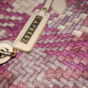 Original Caprese Ladies Handbag. Pink