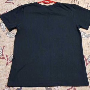 Women Round Neck Cotton Black Tshirt