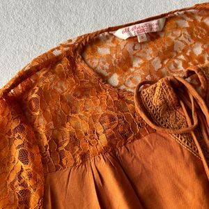 🧡Pretty Net Tunic/Top - S - Used