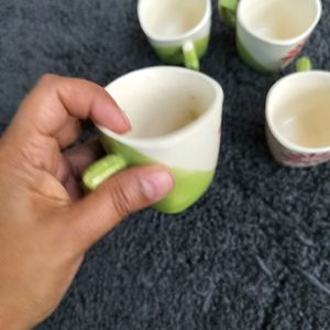 4 Ceramic Tea Cups