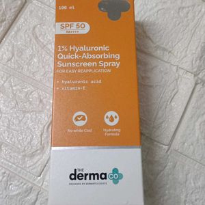 The Derma Co 1% Hyaluronic Sunscreen Spray