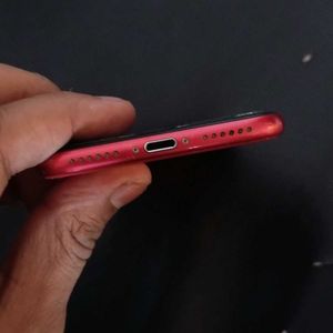 IPHONE SE 2, 64 GB RED COLOUR.