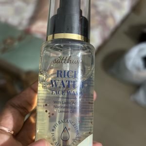 Satthwa Rice Water Facewash