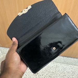 Handbag With Chain