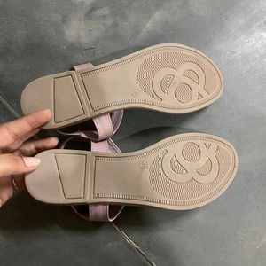 Flats Sandals