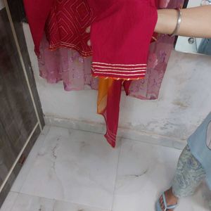 Kurta Sets With Dupatta