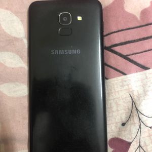 Samsung Galaxy J6 Plus