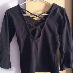 BLACK BACK DESIGN TOP