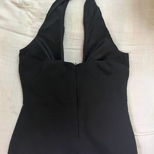 BLACK BOW HALTER TOP