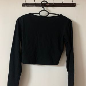 basic long sleeve crop top