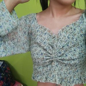 Blouse Pleated Floral Print Crop Top