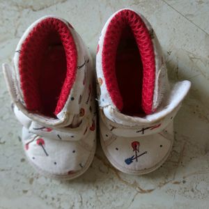 New Born To 3 Months Shoe..