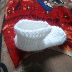 Hand Made  Woolen  Socks Or Shoes For Baby