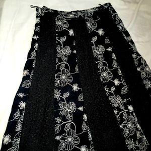 Pretty Women Skirt 🖤