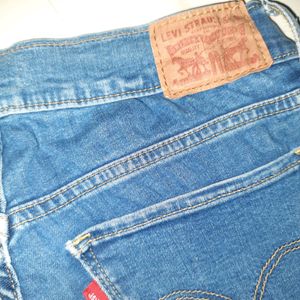 LEVIS SKINNY JEANS