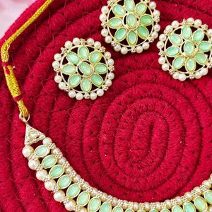 Pastel Green Kundan Choker Set