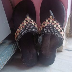 Black Slipper