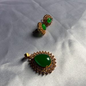 Green Stone Ring, earring And Pendant