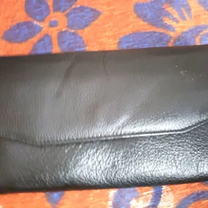 Black hand purse