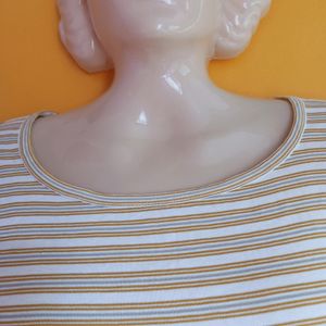 Stretchable Striped Top