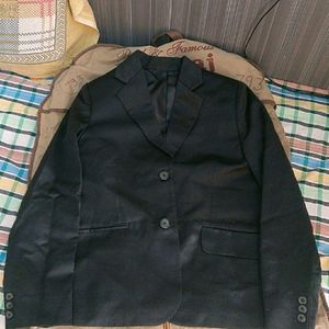 Never Used Blazer With Good Quality And Soft Fabri