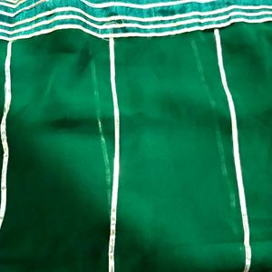 Green Gota Patti Saree No Blouse New Condition