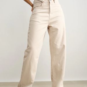 Beige Straight Fit New Jeans