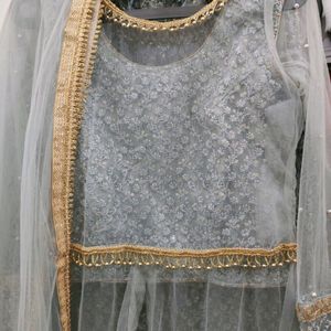 Wedding Heavy Lehnga With Shrugh