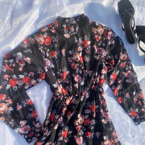 Black Floral Midi Dress 🤍