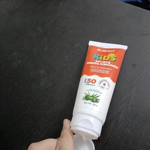 Kids Sunscreen, Safe Easy to Apply Formula