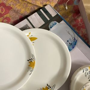 14 Piece Dinner Set