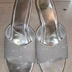 Silver Heels 👠on reduced coins....